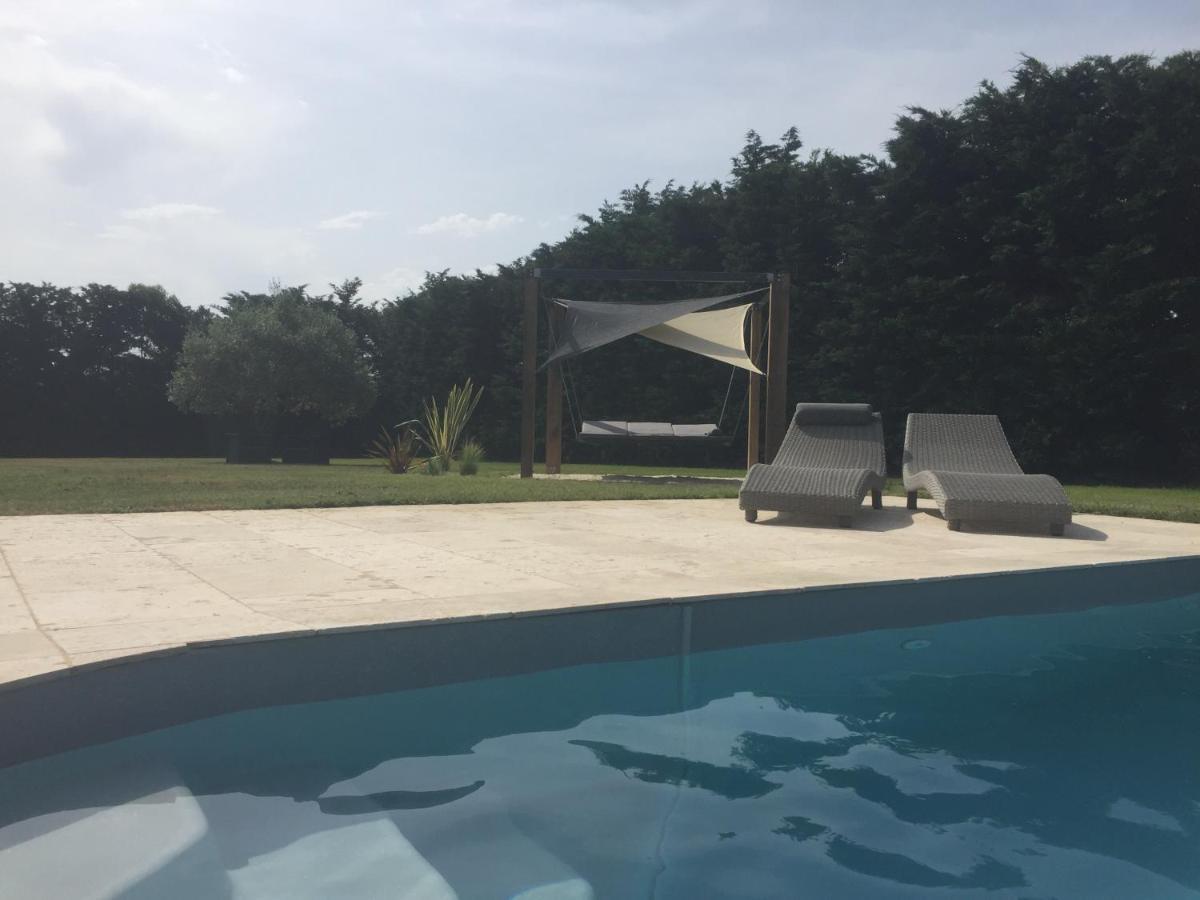 Villa Domaine Chamarel à Saint-Paulet-de-Caisson Extérieur photo